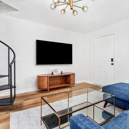 Remodeled And New - Walk To Downtown Auburn Apartment Exterior foto